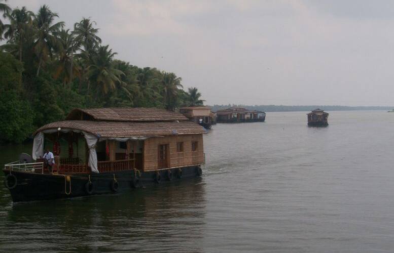 Puthussery 3 Bedroom Houseboat, Alleppey 1